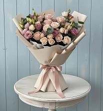 Букет цветов из:  Розы и Лизиантусы в Бутурлиновке