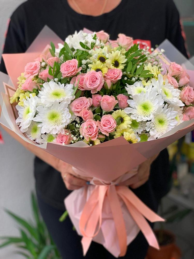 Букет цветов из: Розы и Хризантемы в Бутурлиновке