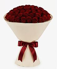 Букет 101 Бордовая роза Блэк Бакарра в Бутурлиновке