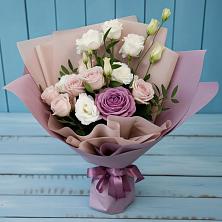 Букет цветов из:  Розы и Лизиантусы в Бутурлиновке