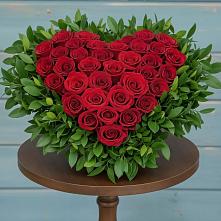 Цветочная композиция из Розы в виде сердца в Бутурлиновке