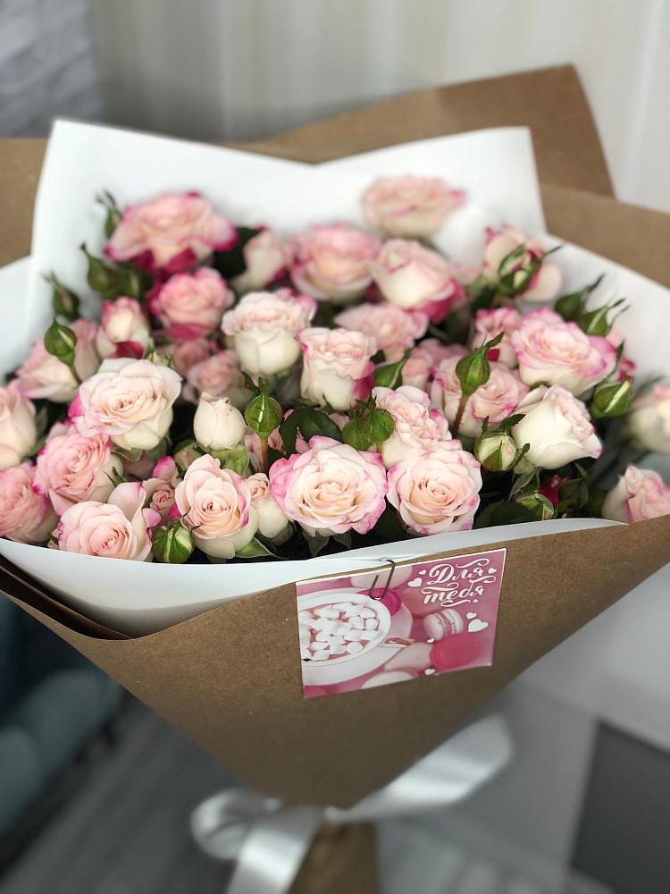 Букет цветов из: Розы в Бутурлиновке