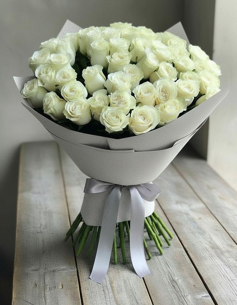 Букет 35 Белых роз в Бутурлиновке