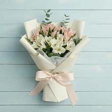 Букет цветов из:  Альстромерии в Бутурлиновке