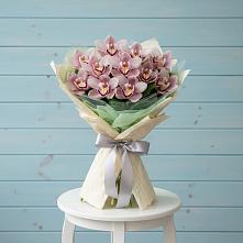 Букет цветов из:  Орхидеи и Розы в Бутурлиновке