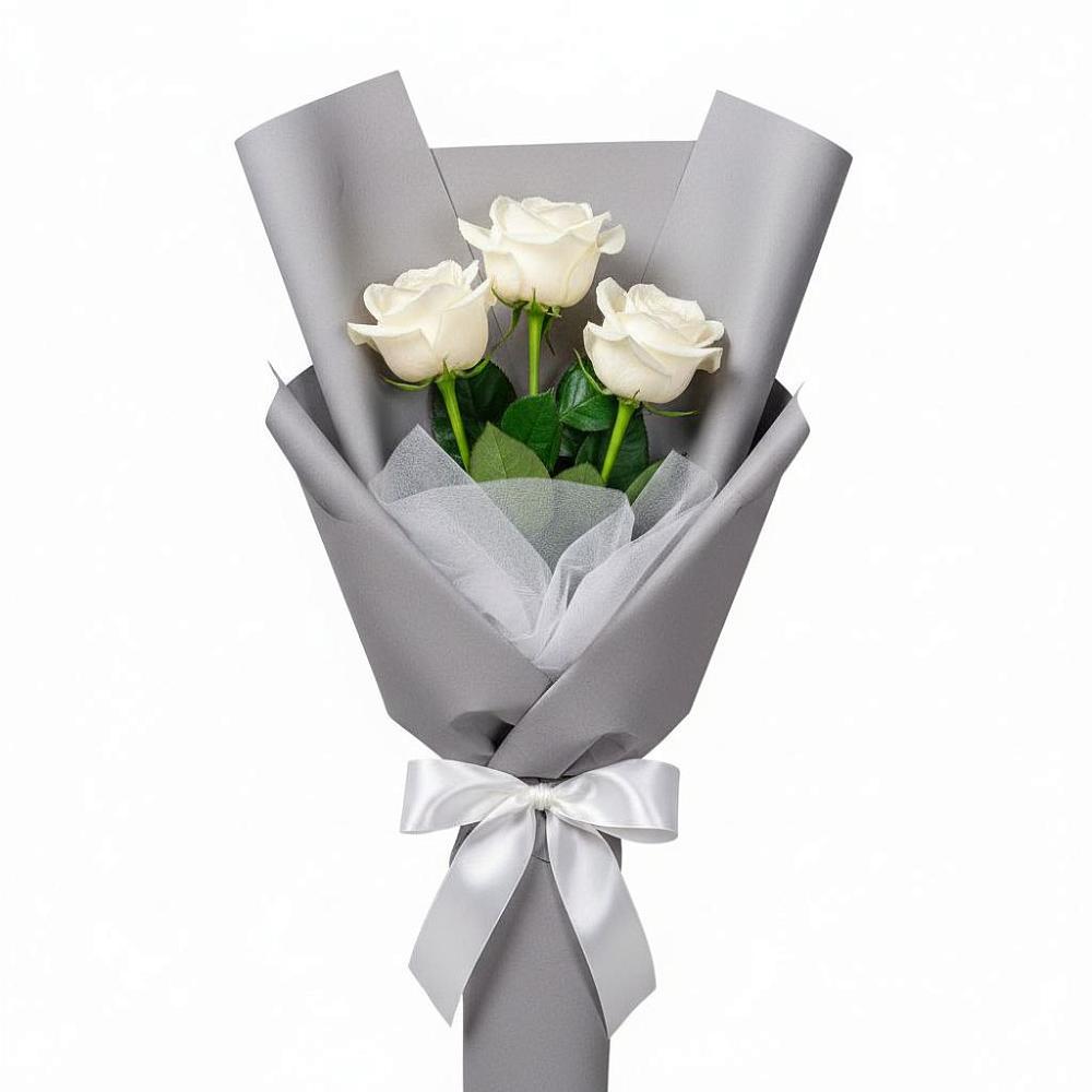 Букет 3 белые розы в Бутурлиновке