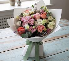 Букет цветов из:  Розы, Лизиантусы и Гвоздики в Бутурлиновке