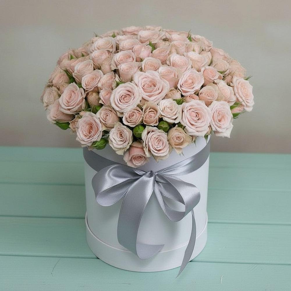 Цветочная композиция из Розы в шляпной коробке в Бутурлиновке