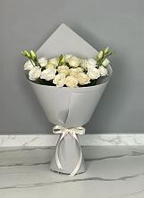 Букет цветов из:  Розы и Лизиантусы в Бутурлиновке